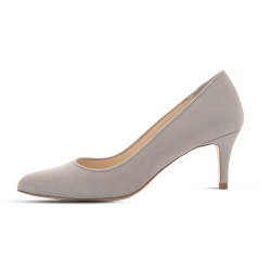 Natural, nude-coloured shoes by Di Hassall for mother of bride or mother of the groom