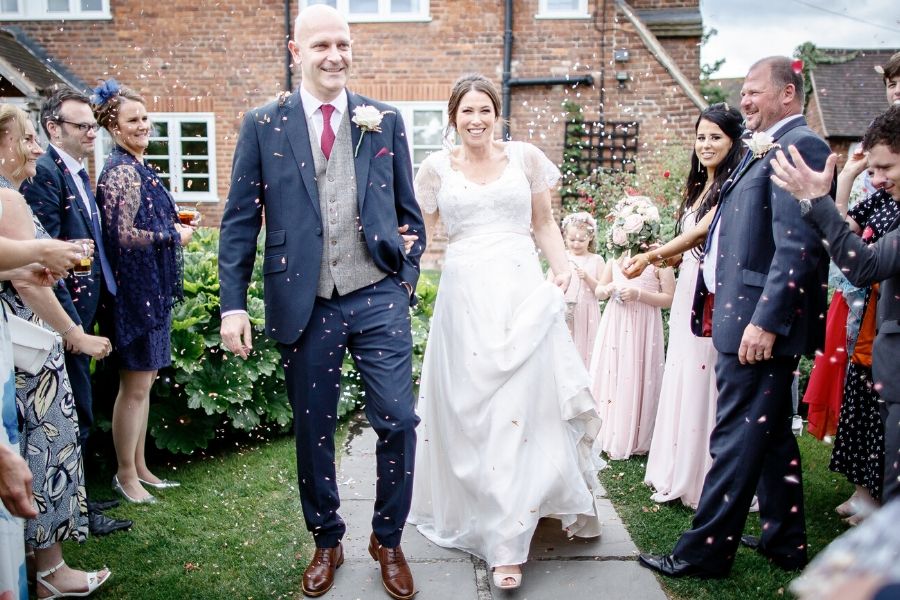 Boho Bride Jeanie’s Relaxed Boho-Barn Wedding