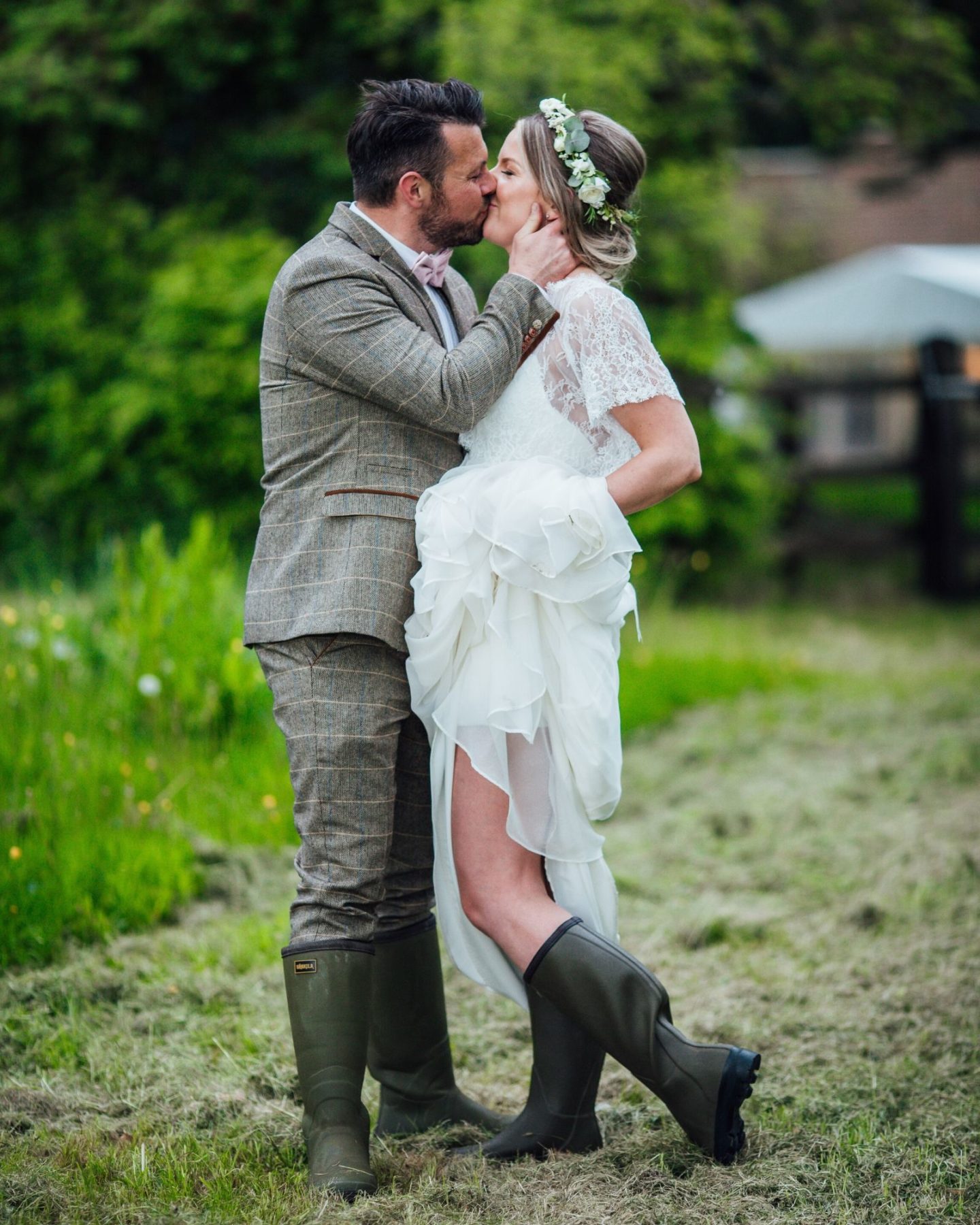 Farmyard wedding Stratford Upon Avon