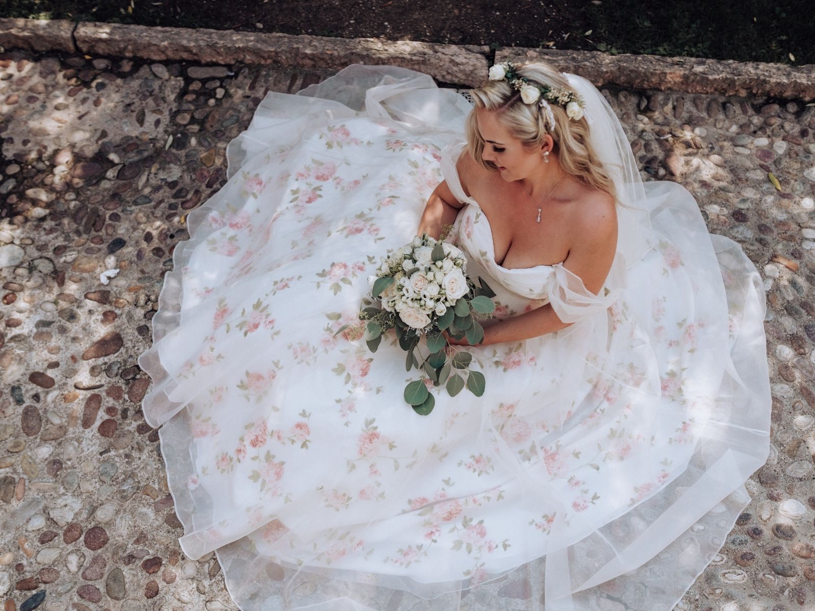 Vintage wedding dresses UK 