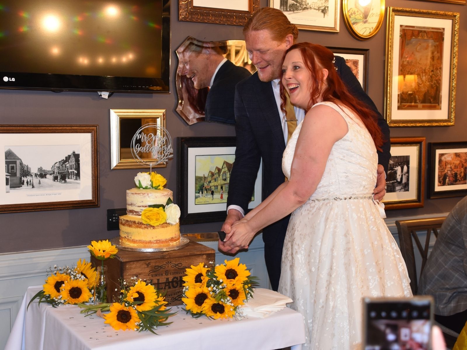 Rustic wedding cake Stratford Upon Avon