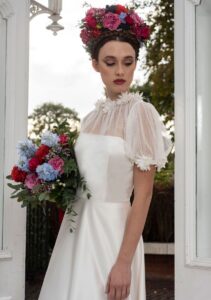 Organza ruffle sleeve wedding dress